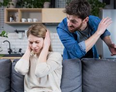 Violência contra a mulher: por que é difícil perceber no início? - Mens Sana Psicologia